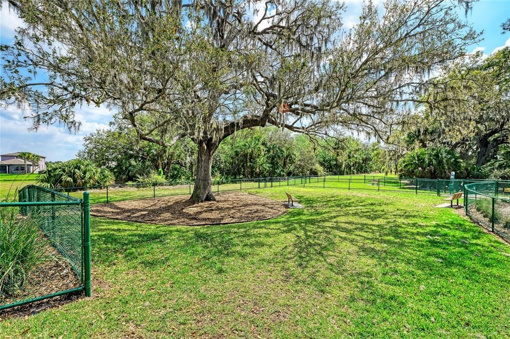 For Sale: $449,000 (5 beds, 2 baths, 2442 Square Feet)