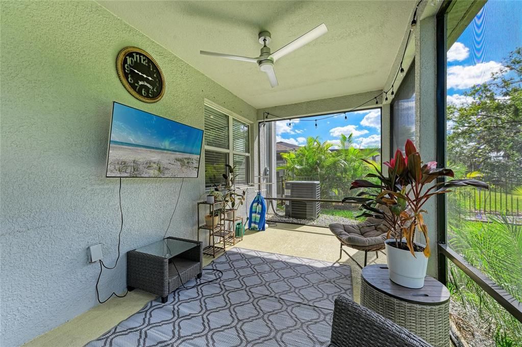 For Sale: $449,000 (5 beds, 2 baths, 2442 Square Feet)