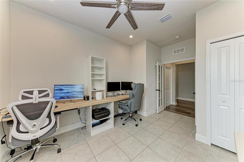 For Sale: $449,000 (5 beds, 2 baths, 2442 Square Feet)