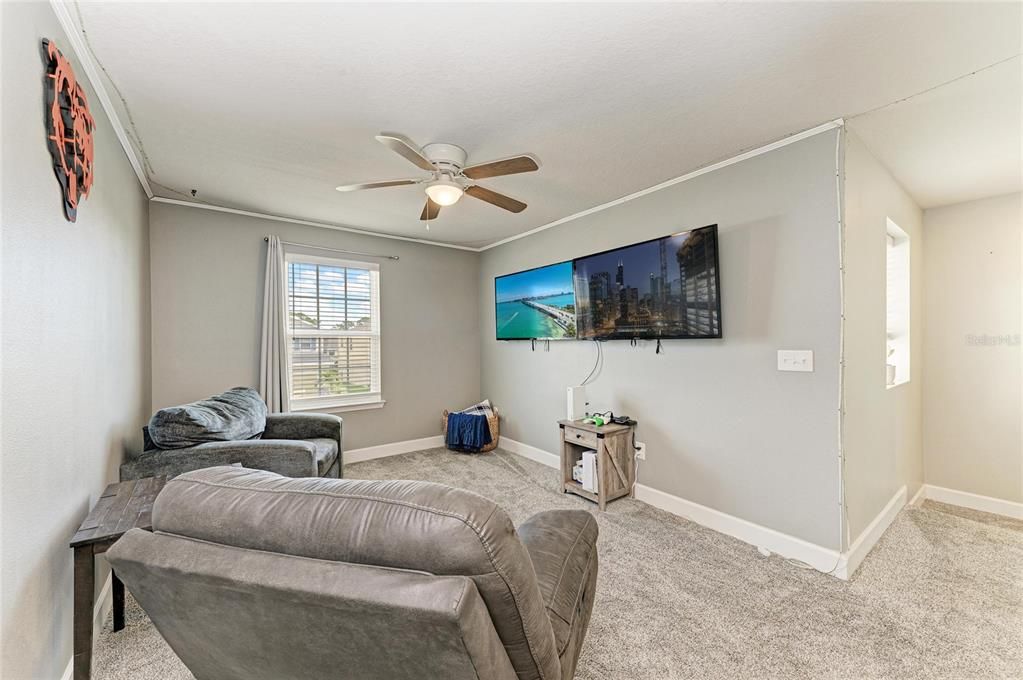 For Sale: $449,000 (5 beds, 2 baths, 2442 Square Feet)