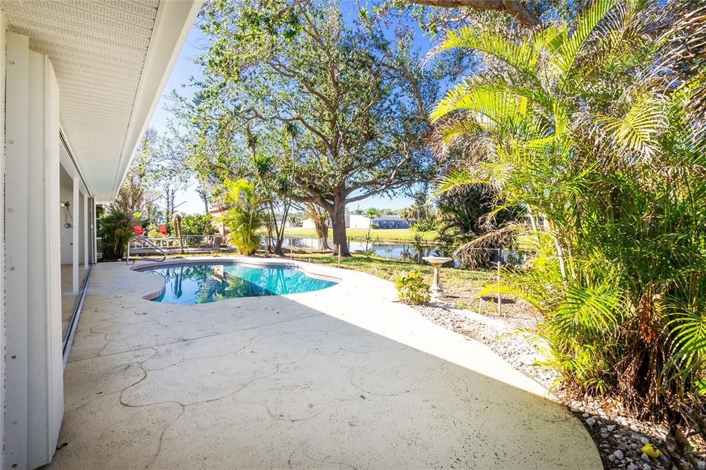 На продажу: $385,000 (3 спален, 2 ванн, 1591 Квадратных фут)