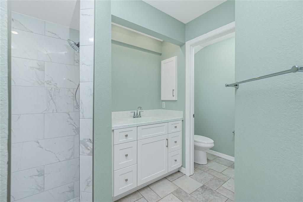 На продажу: $385,000 (3 спален, 2 ванн, 1591 Квадратных фут)