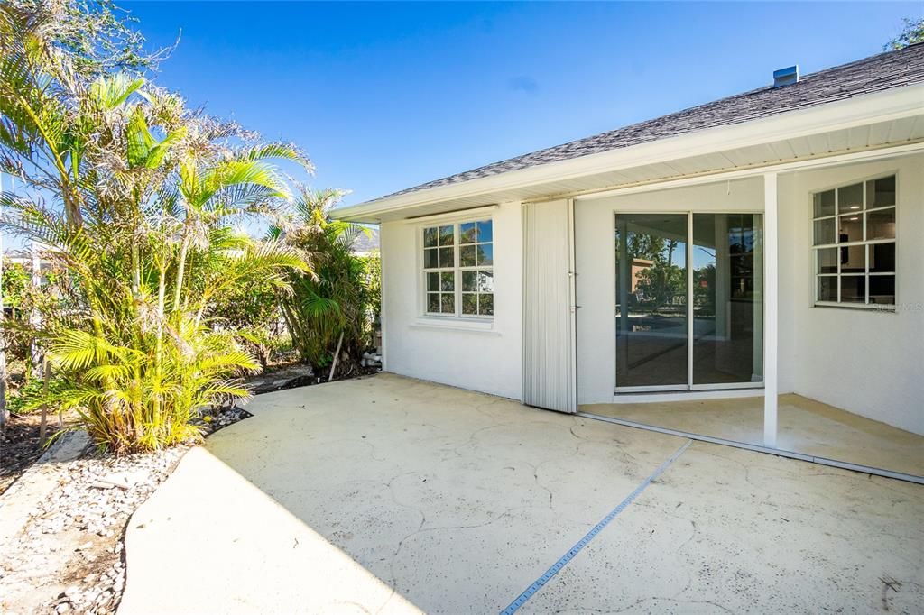 На продажу: $385,000 (3 спален, 2 ванн, 1591 Квадратных фут)