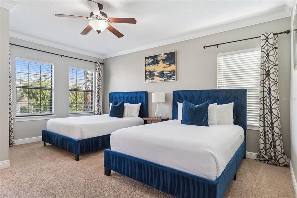 На продажу: $897,500 (5 спален, 4 ванн, 3150 Квадратных фут)