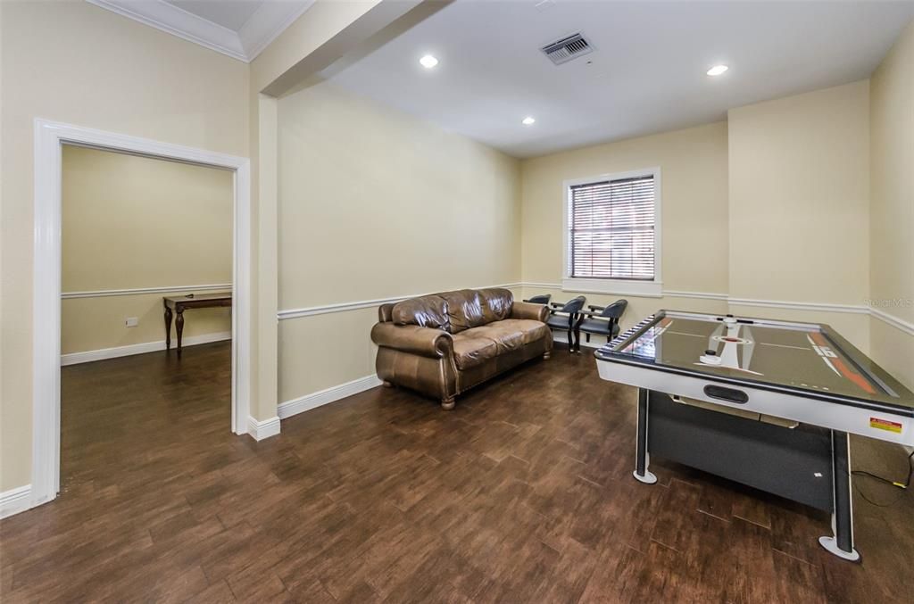 Active With Contract: $340,000 (3 beds, 2 baths, 1465 Square Feet)