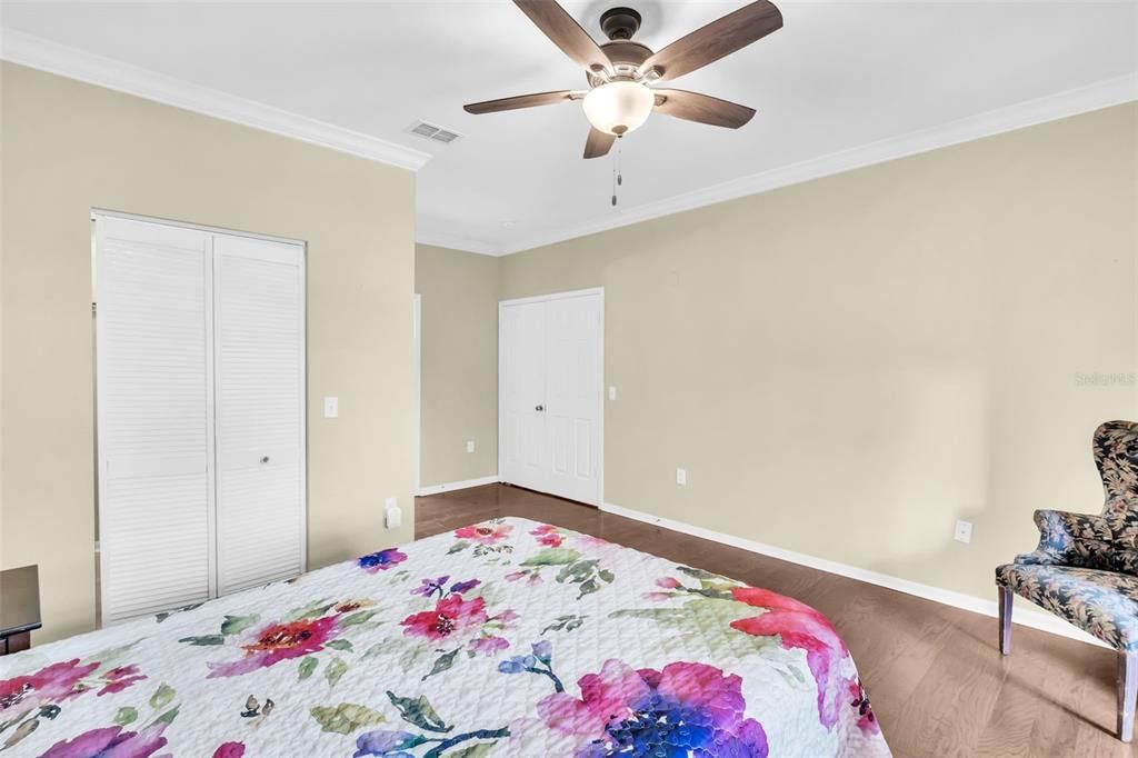 Active With Contract: $340,000 (3 beds, 2 baths, 1465 Square Feet)