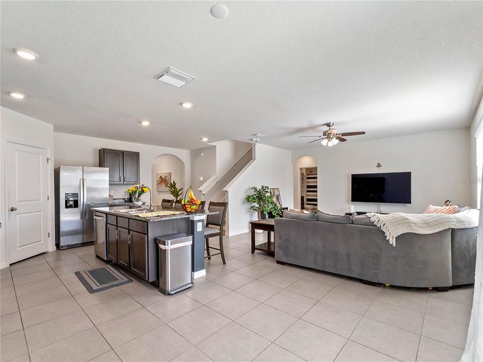 For Sale: $599,900 (5 beds, 3 baths, 2631 Square Feet)