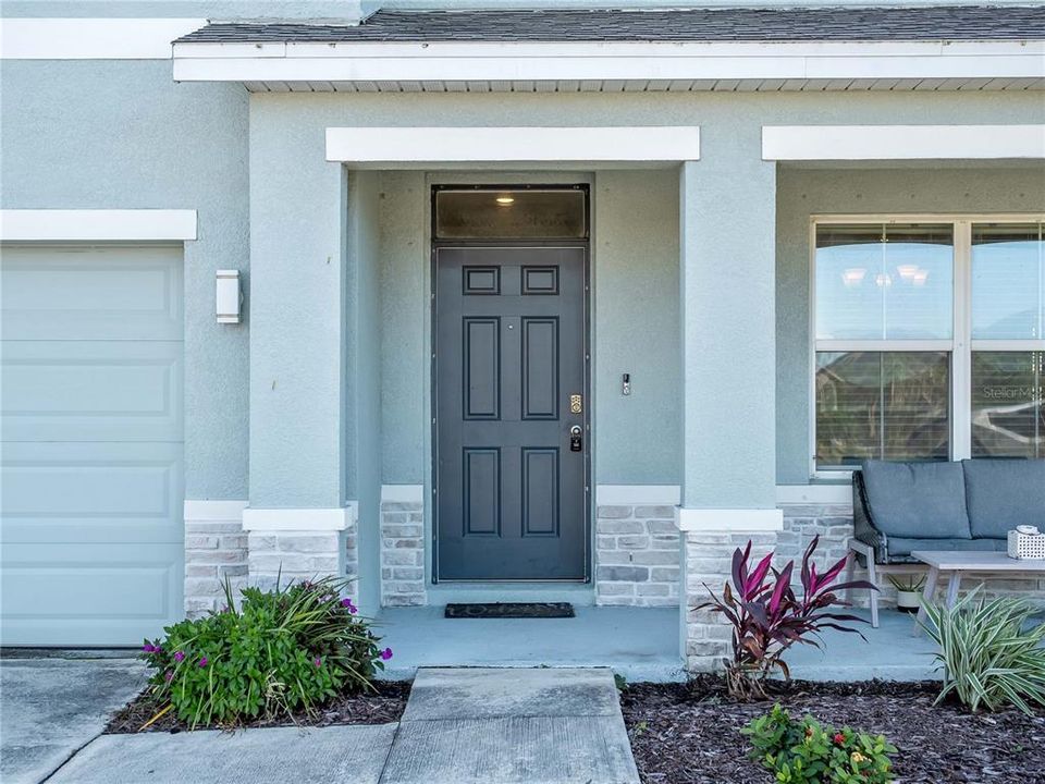 For Sale: $599,900 (5 beds, 3 baths, 2631 Square Feet)