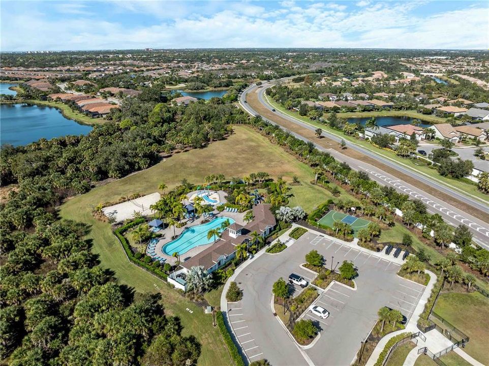 For Sale: $599,900 (5 beds, 3 baths, 2631 Square Feet)