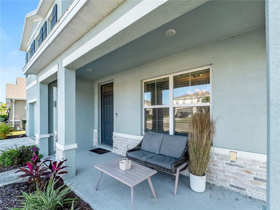 For Sale: $599,900 (5 beds, 3 baths, 2631 Square Feet)