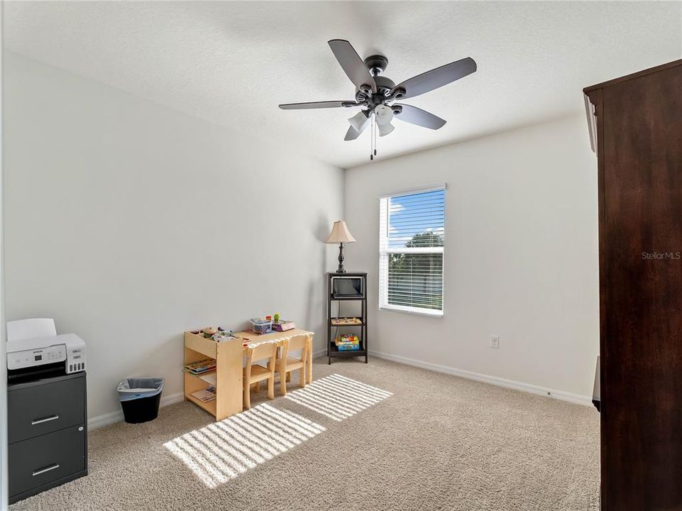 For Sale: $599,900 (5 beds, 3 baths, 2631 Square Feet)