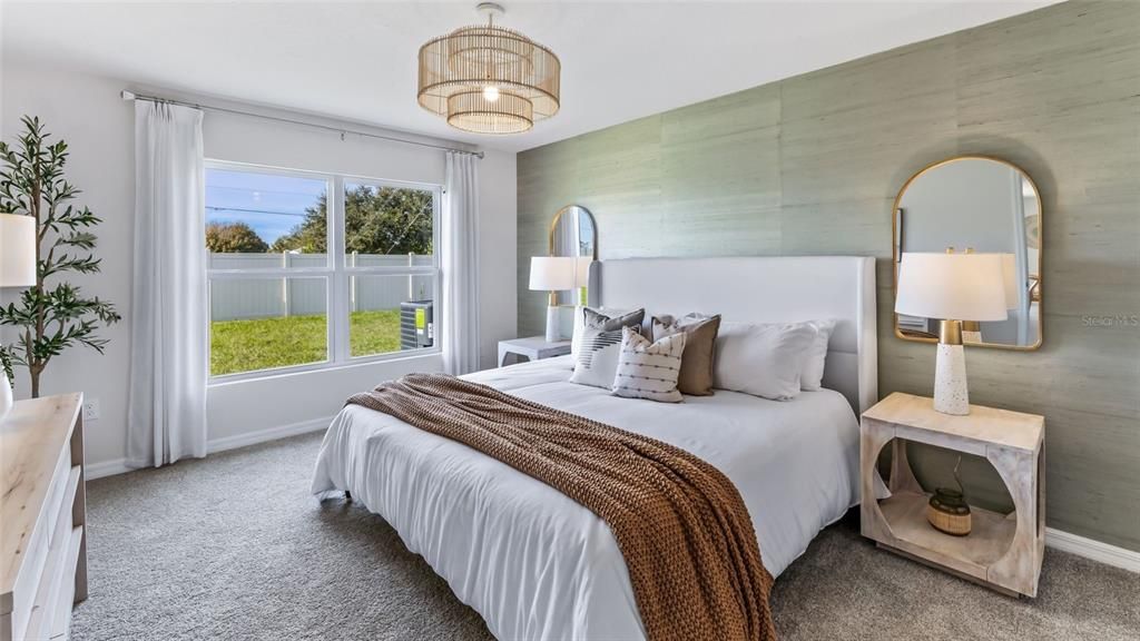 Active With Contract: $434,000 (4 beds, 2 baths, 1828 Square Feet)