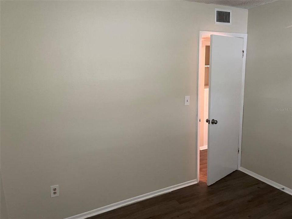 В аренду: $1,295 (2 спален, 1 ванн, 750 Квадратных фут)