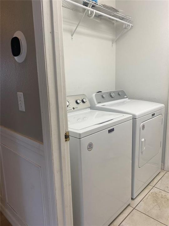 出租: $2,400 (3 贝兹, 2 浴室, 1401 平方英尺)