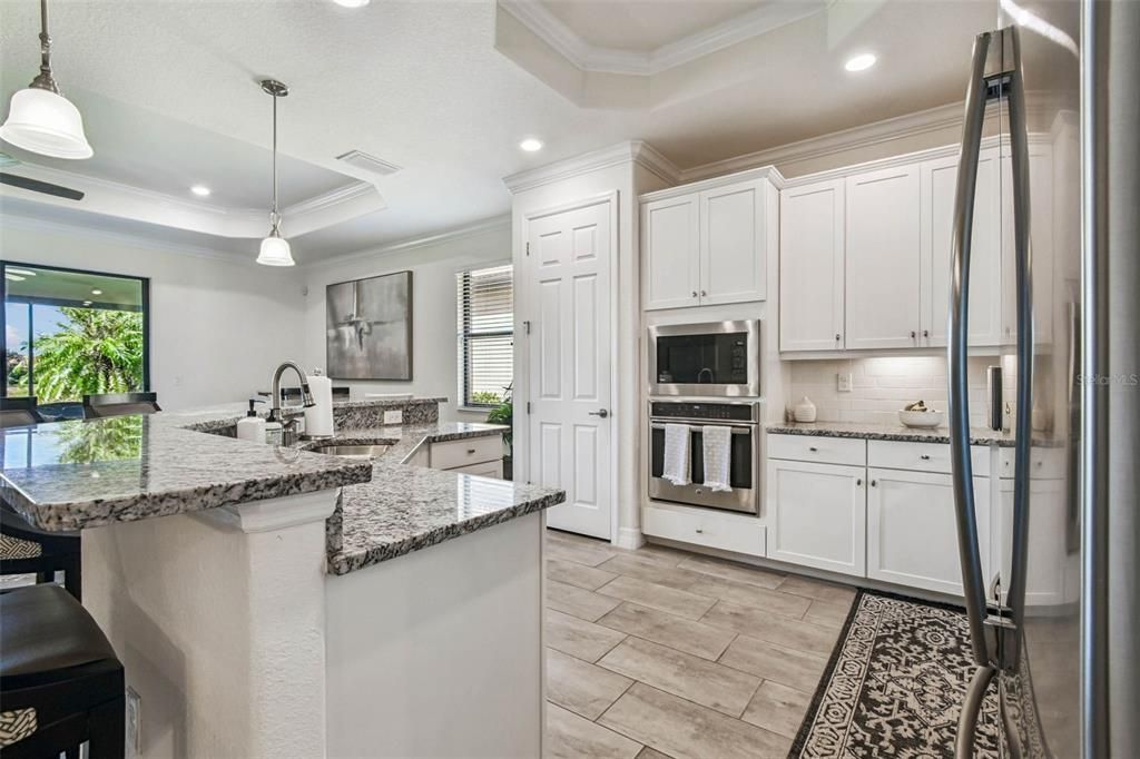 For Sale: $625,000 (4 beds, 2 baths, 2242 Square Feet)