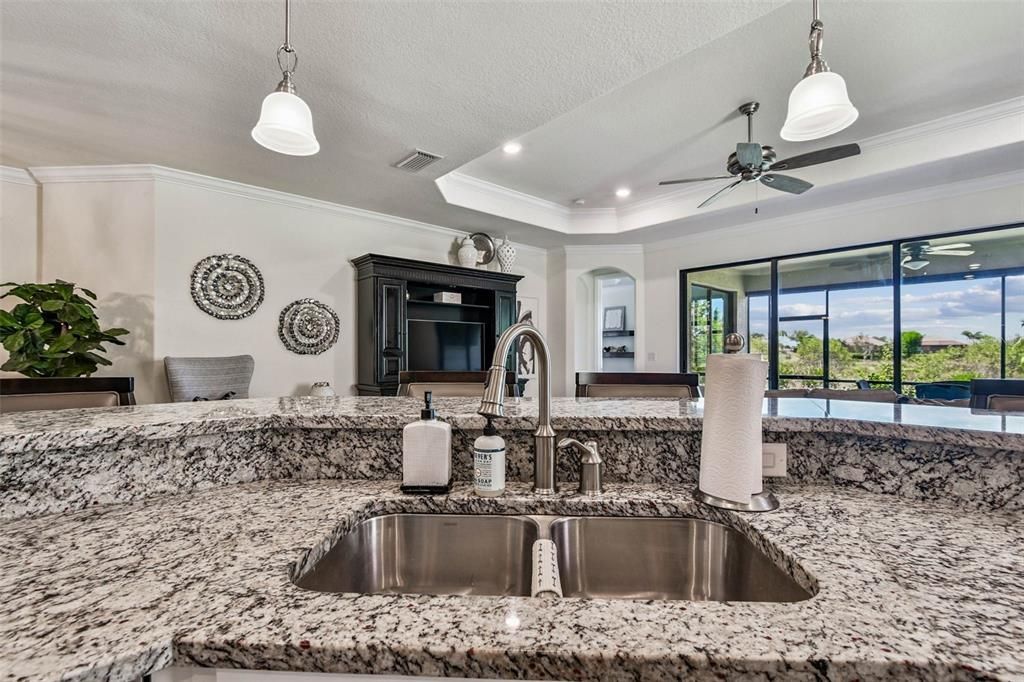 For Sale: $625,000 (4 beds, 2 baths, 2242 Square Feet)