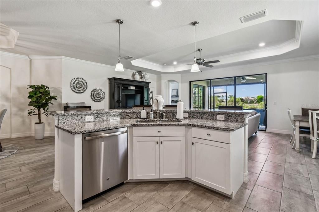 For Sale: $625,000 (4 beds, 2 baths, 2242 Square Feet)