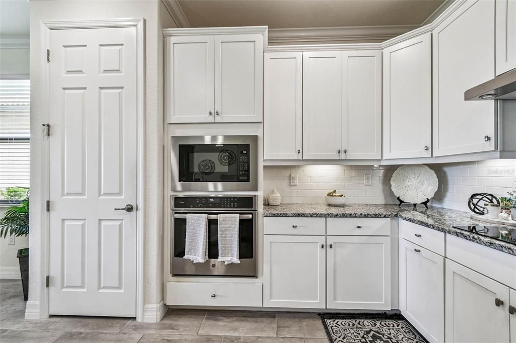 For Sale: $625,000 (4 beds, 2 baths, 2242 Square Feet)