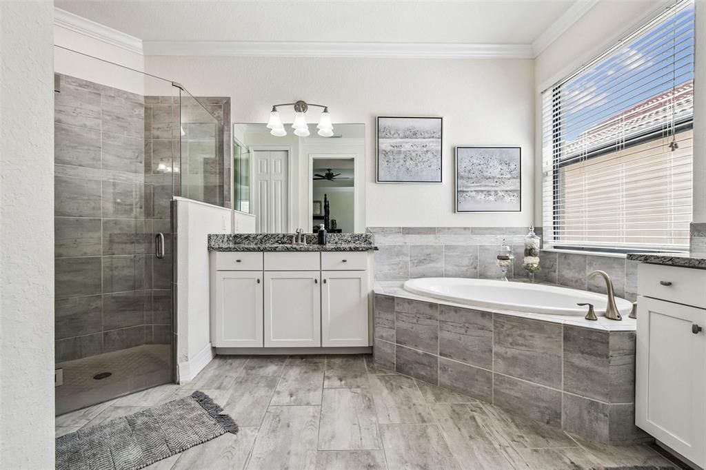 For Sale: $625,000 (4 beds, 2 baths, 2242 Square Feet)