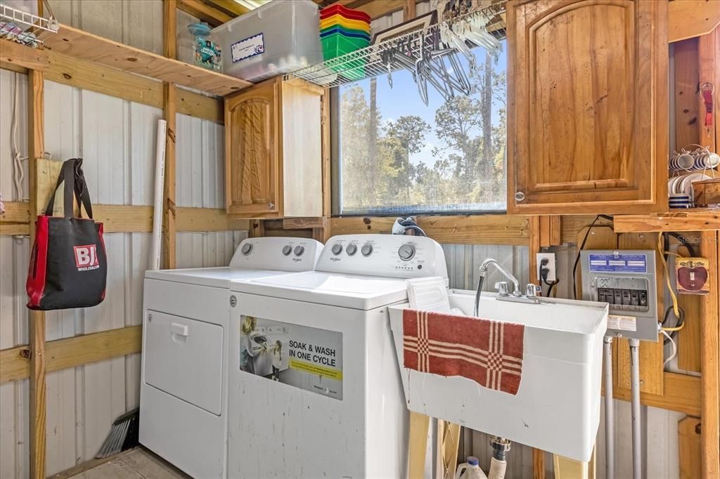 For Sale: $149,900 (1 beds, 1 baths, 504 Square Feet)