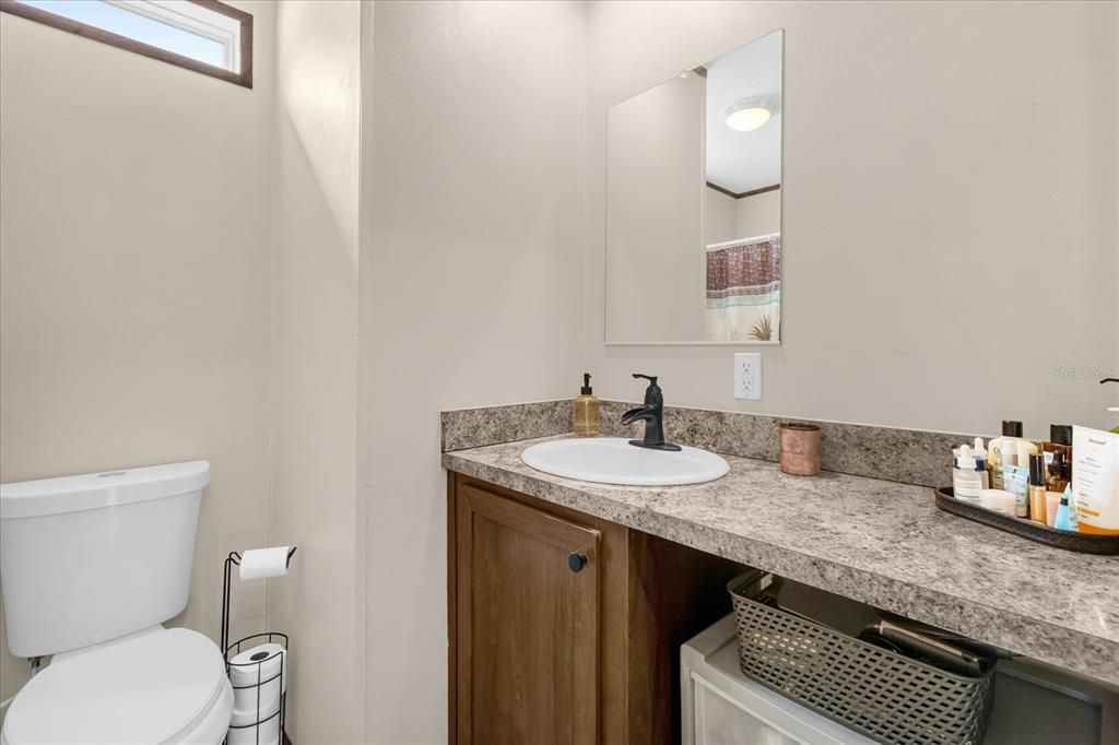 For Sale: $149,900 (1 beds, 1 baths, 504 Square Feet)