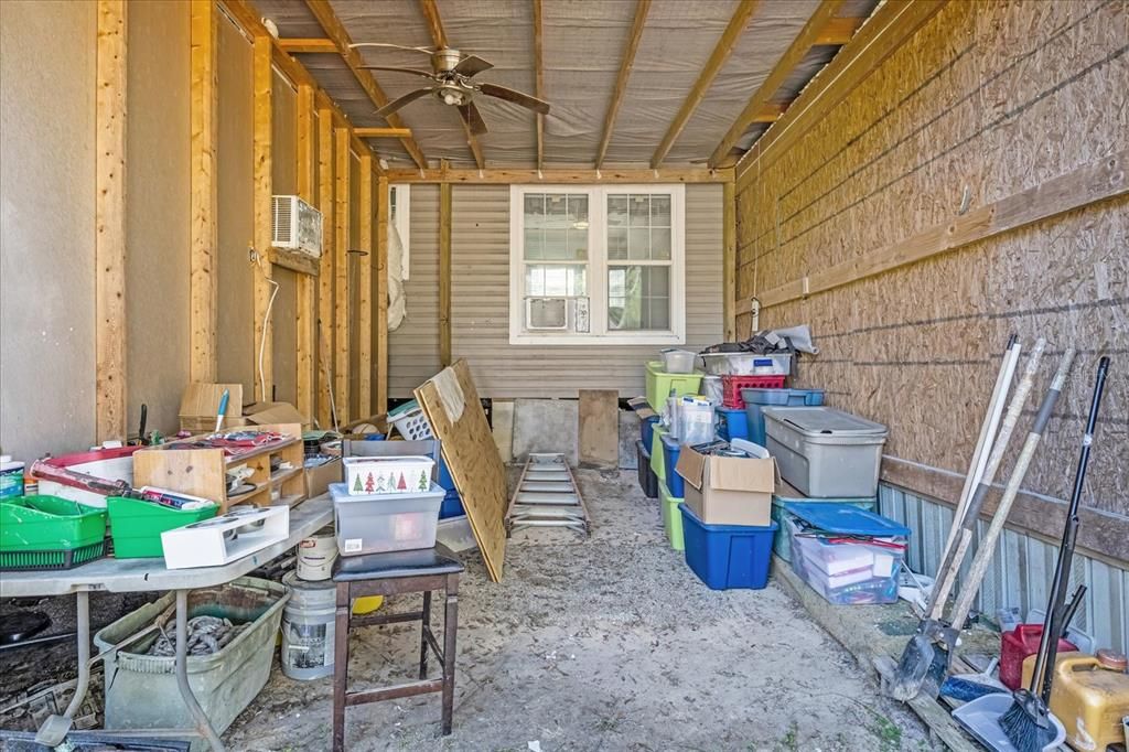 For Sale: $149,900 (1 beds, 1 baths, 504 Square Feet)