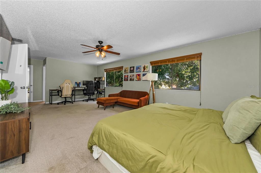 Active With Contract: $415,000 (3 beds, 2 baths, 2024 Square Feet)