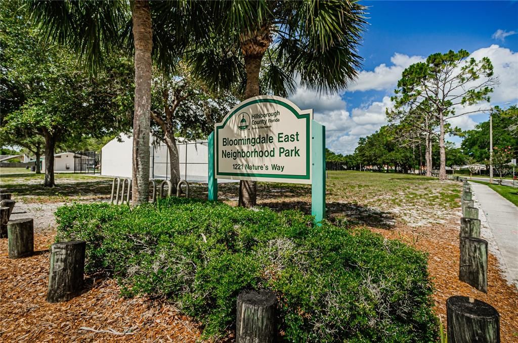 Active With Contract: $415,000 (3 beds, 2 baths, 2024 Square Feet)