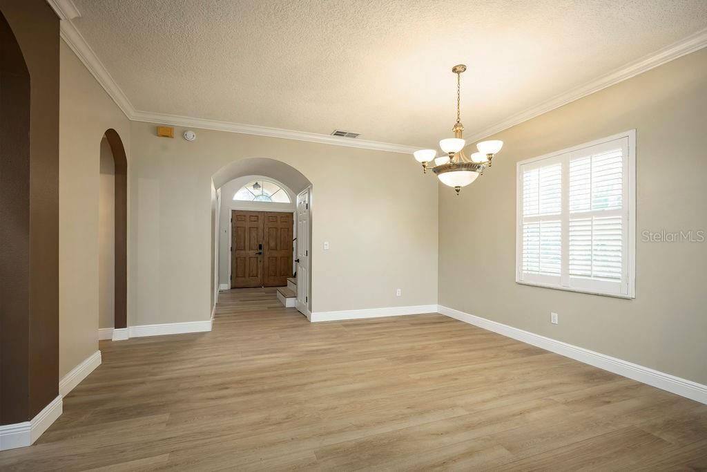 待售: $659,900 (4 贝兹, 2 浴室, 2639 平方英尺)