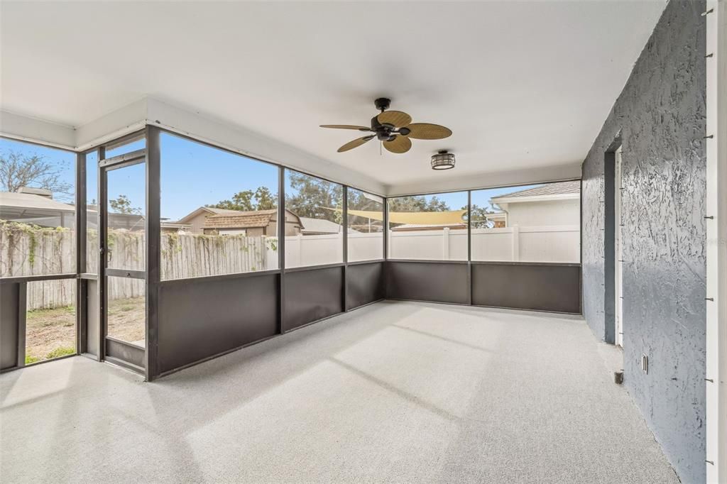 На продажу: $489,000 (4 спален, 2 ванн, 1741 Квадратных фут)