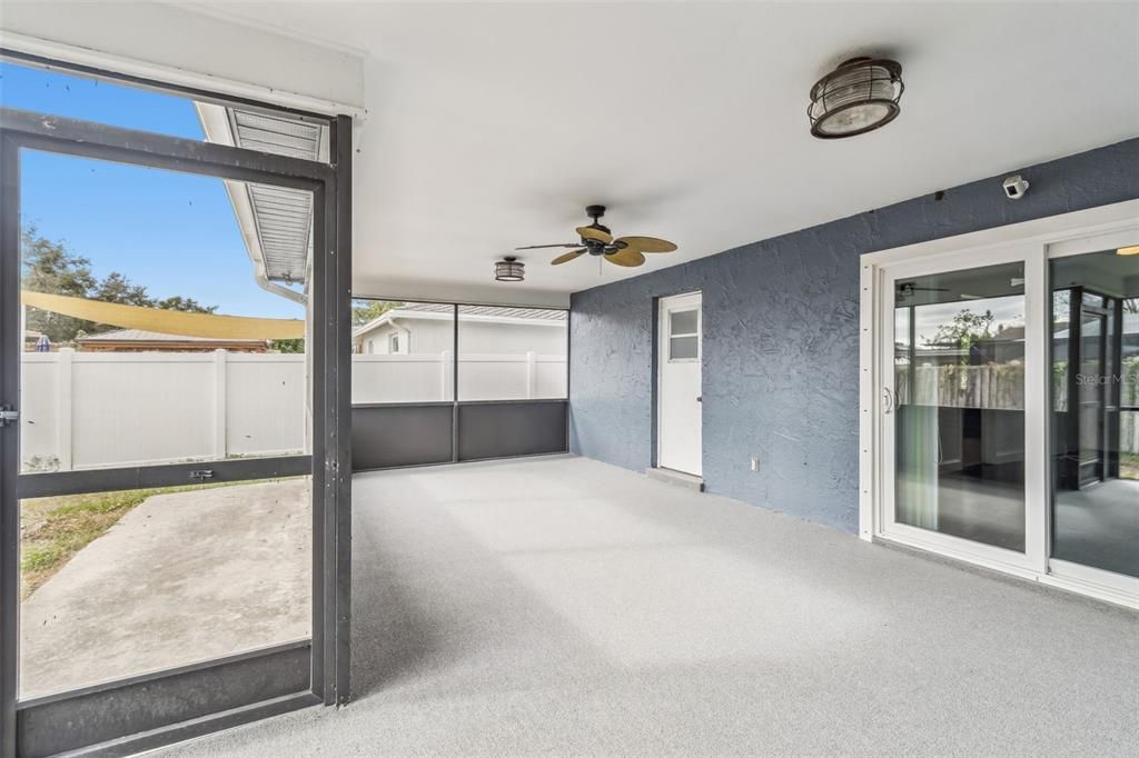 На продажу: $489,000 (4 спален, 2 ванн, 1741 Квадратных фут)