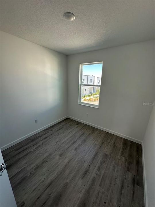 Activo con contrato: $569,990 (6 camas, 5 baños, 2781 Pies cuadrados)