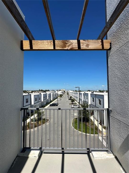 Activo con contrato: $569,990 (6 camas, 5 baños, 2781 Pies cuadrados)