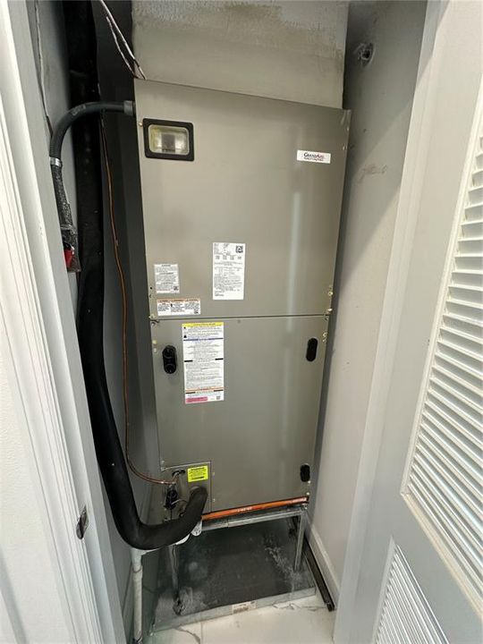 Activo con contrato: $569,990 (6 camas, 5 baños, 2781 Pies cuadrados)