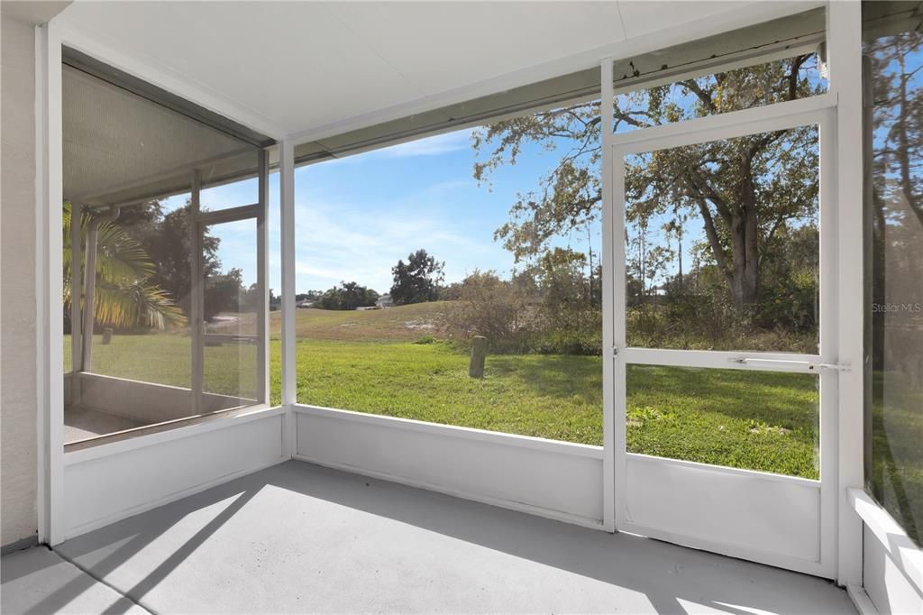 For Sale: $284,900 (3 beds, 2 baths, 1708 Square Feet)