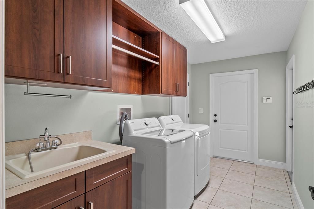 На продажу: $825,000 (4 спален, 3 ванн, 2974 Квадратных фут)