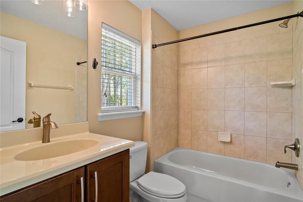 На продажу: $825,000 (4 спален, 3 ванн, 2974 Квадратных фут)