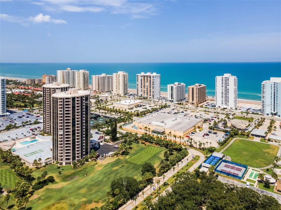 For Sale: $175,000 (1 beds, 1 baths, 1010 Square Feet)