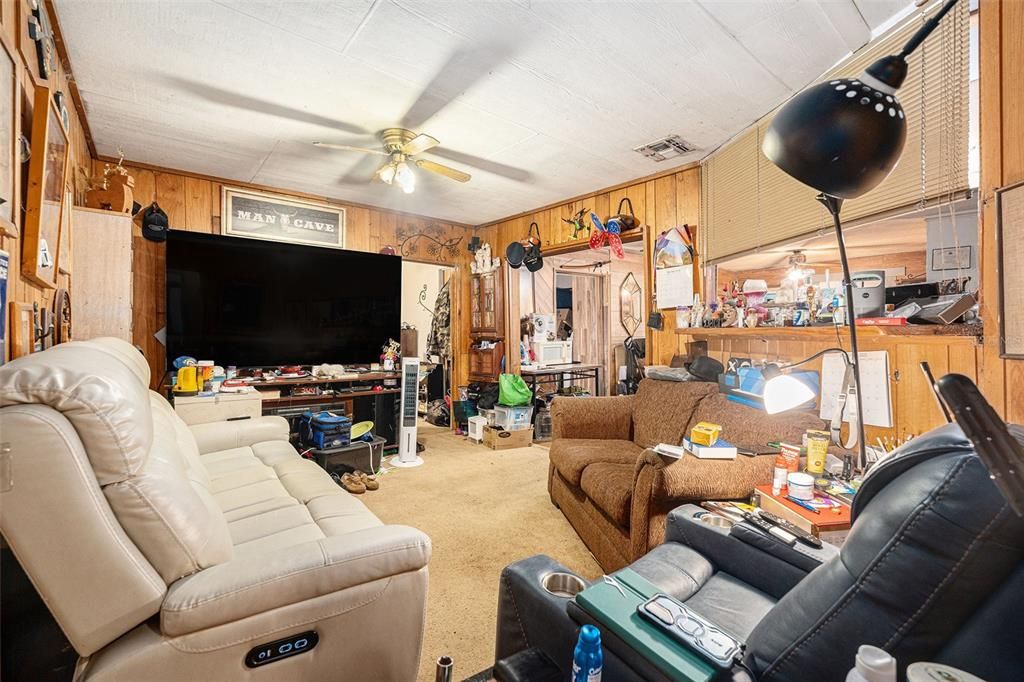 待售: $245,000 (3 贝兹, 2 浴室, 1492 平方英尺)