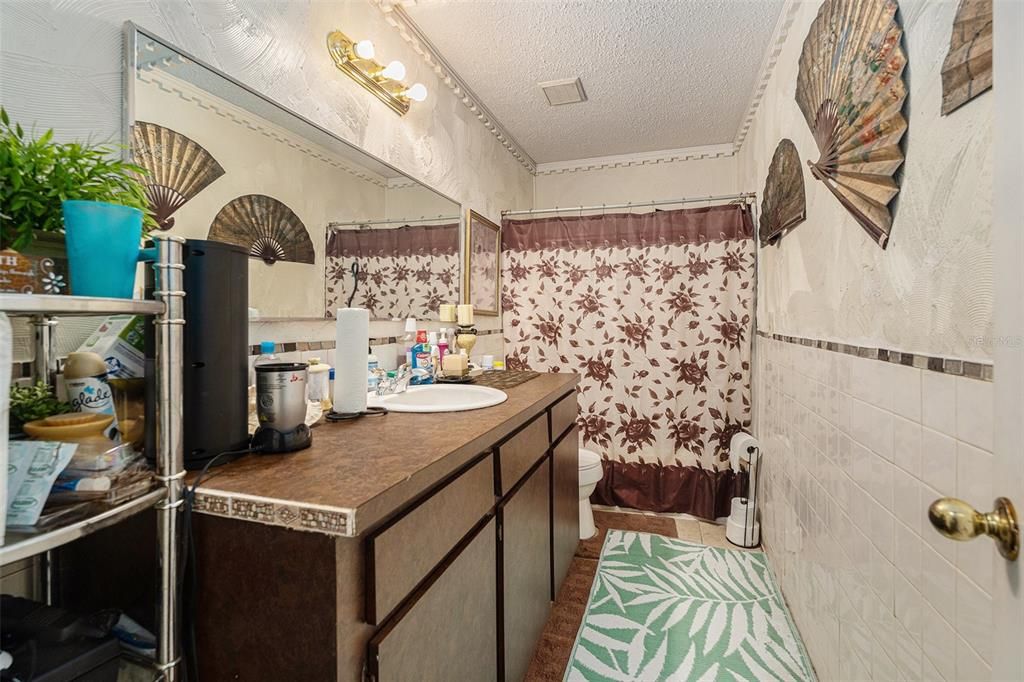 待售: $245,000 (3 贝兹, 2 浴室, 1492 平方英尺)