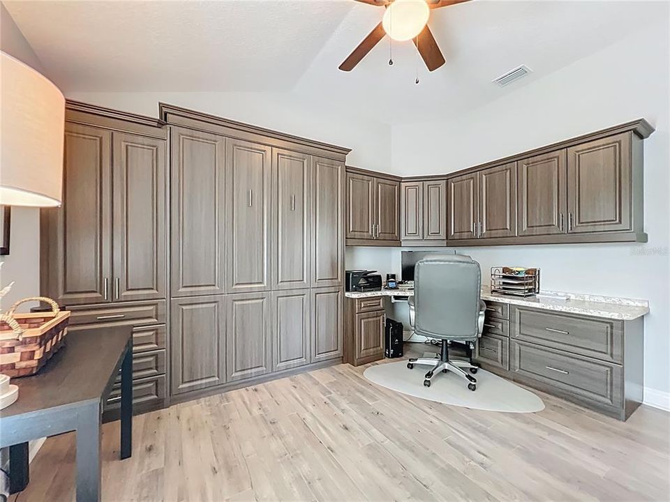 En Venta: $799,000 (3 camas, 3 baños, 2376 Pies cuadrados)