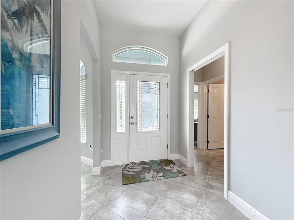 En Venta: $799,000 (3 camas, 3 baños, 2376 Pies cuadrados)