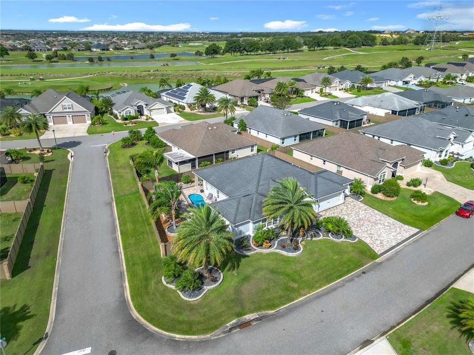 En Venta: $799,000 (3 camas, 3 baños, 2376 Pies cuadrados)