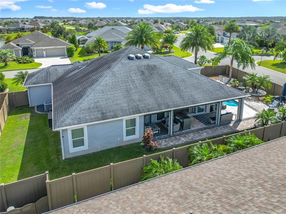 En Venta: $799,000 (3 camas, 3 baños, 2376 Pies cuadrados)