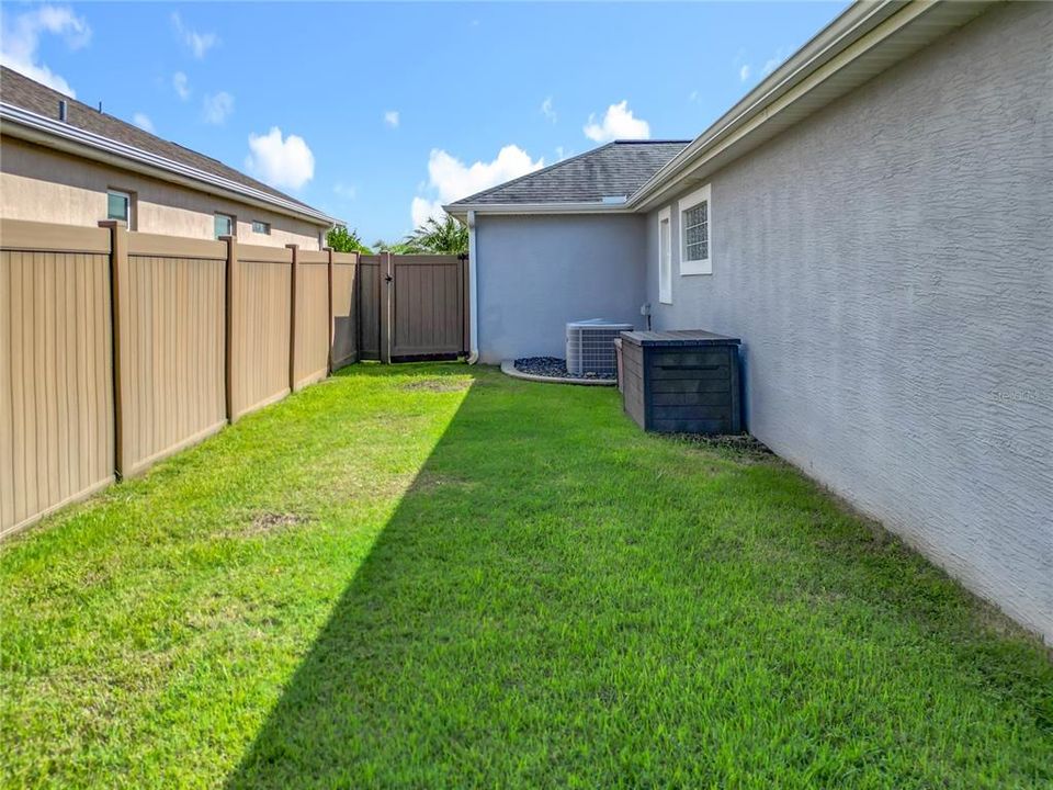 En Venta: $799,000 (3 camas, 3 baños, 2376 Pies cuadrados)