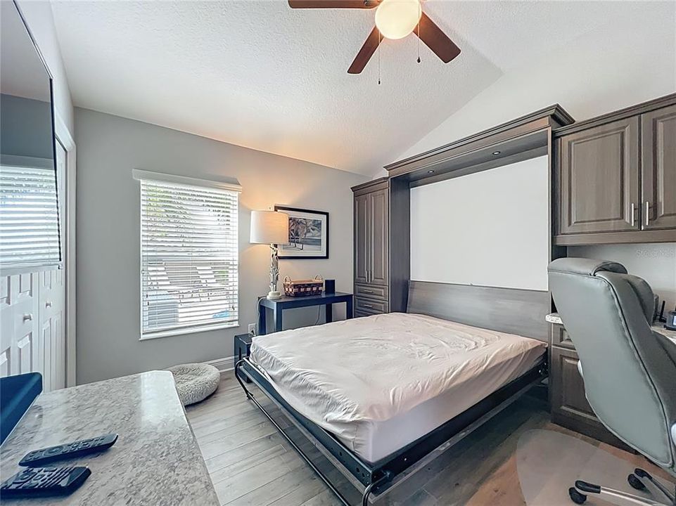 En Venta: $799,000 (3 camas, 3 baños, 2376 Pies cuadrados)