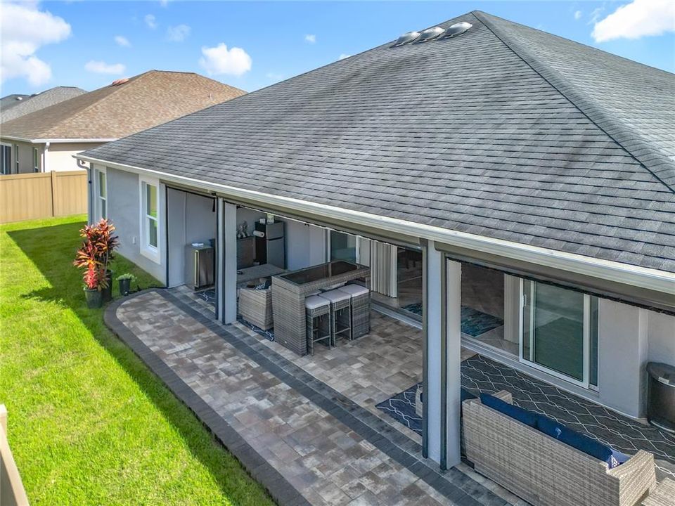 En Venta: $799,000 (3 camas, 3 baños, 2376 Pies cuadrados)