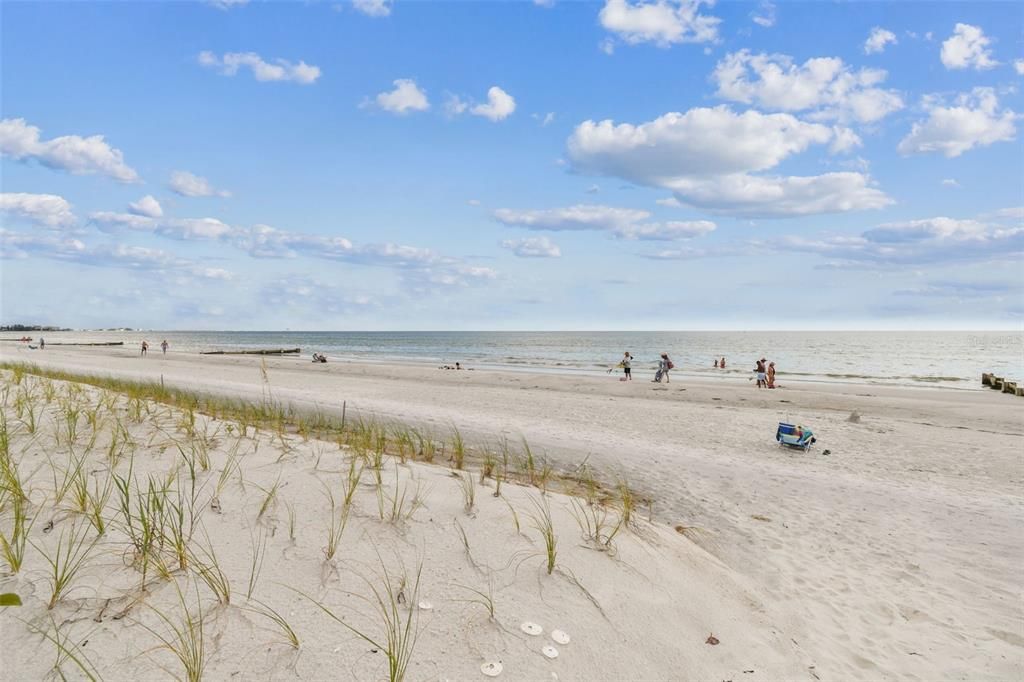 待售: $624,900 (1 贝兹, 1 浴室, 940 平方英尺)