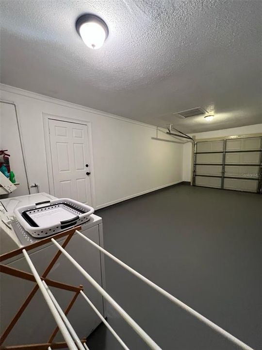 For Sale: $219,000 (3 beds, 2 baths, 1149 Square Feet)