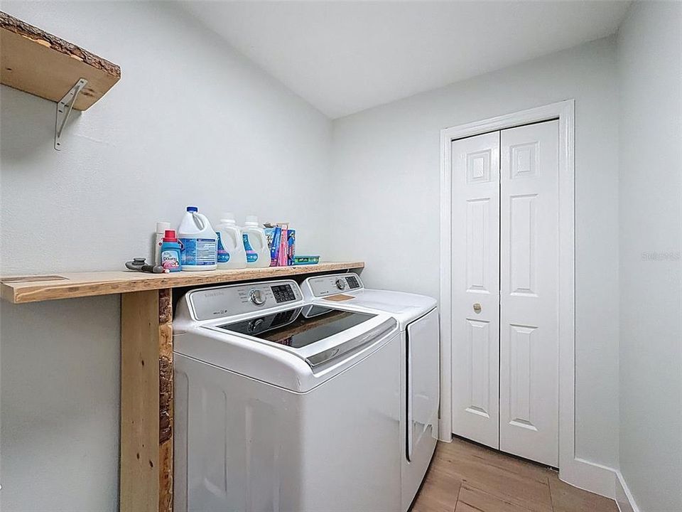 待售: $414,900 (3 贝兹, 2 浴室, 1968 平方英尺)